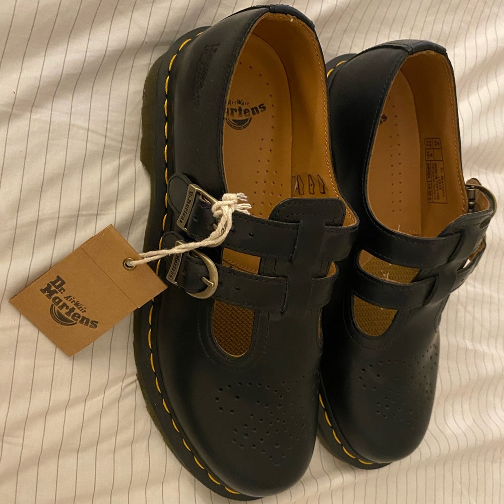 Dr. Martens 8065 Smooth Leather Mary Jane